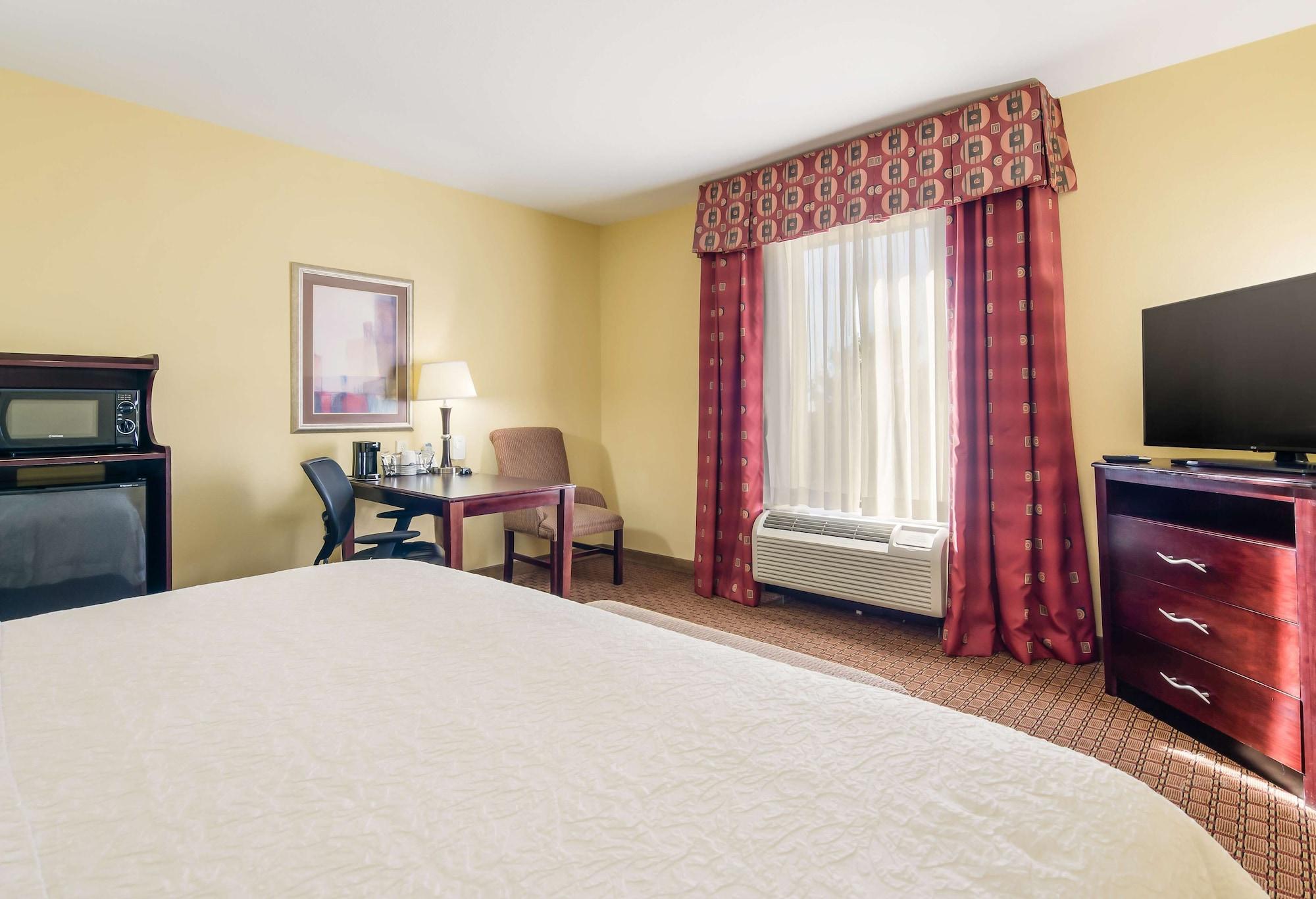 Hotel Hampton